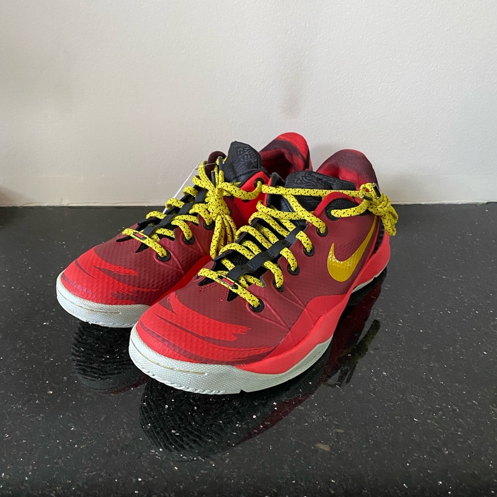 SZ 10-Nike Zoom Kobe Venomenon 4 “Year of the Horse” 2014